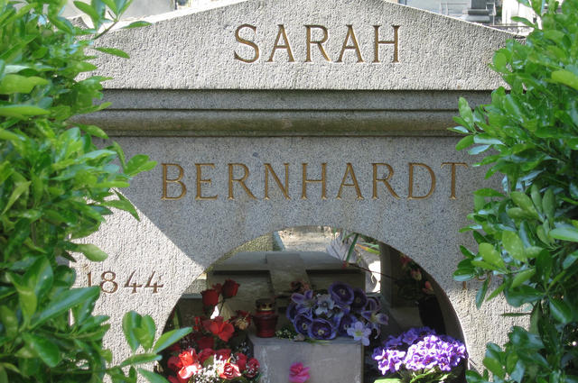 Grave of Sarah Bernhardt Grave of Sarah Bernhardt